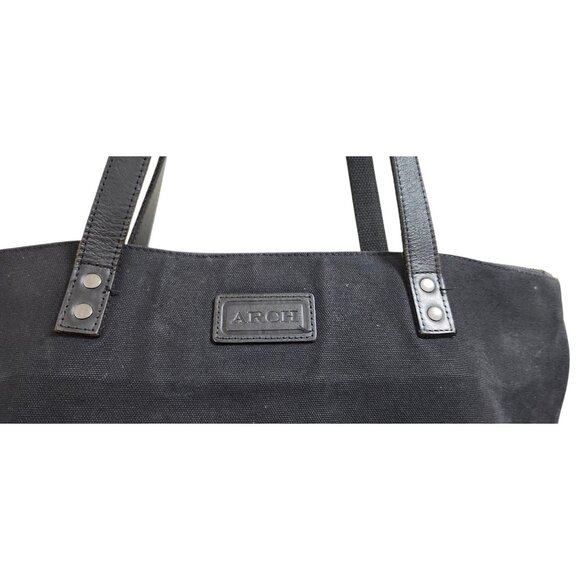 Arch Luxe Nappy Bag Bundle - Black Backpack - Picture 5 of 16